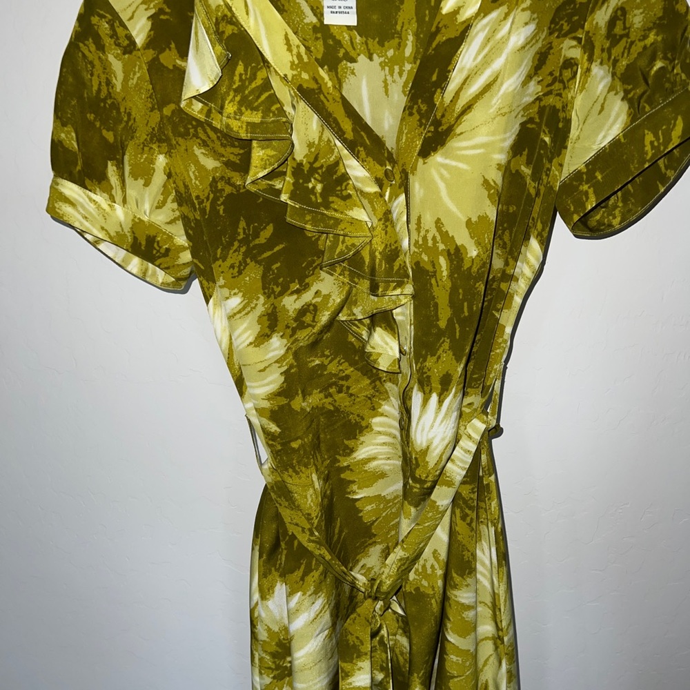 Anthropology Tabitha short sleeve Silk Blouse size 6 in excellent condition